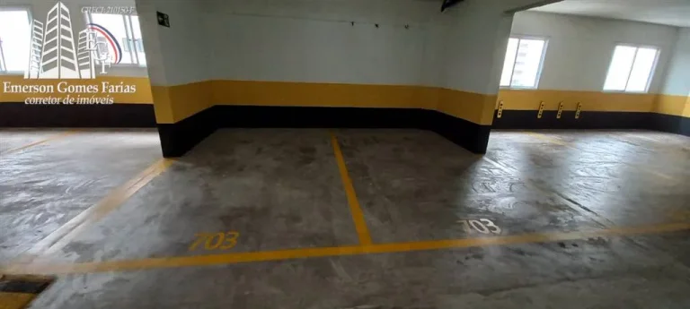 Imagem Excelente apartametno de 2 dormitórios, 1 suíte e 2 vagas de garagem demarcadas.