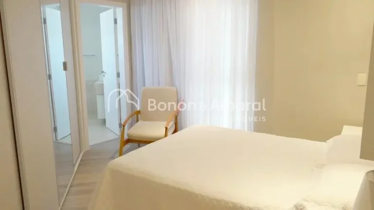 Imagem Espaçosa casa com área construída de 343 m². A residência possui living para vários ambientes,...