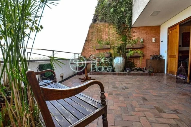 Imagem Cobertura Duplex Jardim Europa. Excelente! Duas suítes (é possível fazer mais dois dormitórios n...