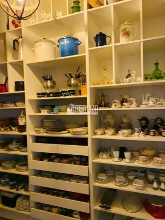 Imagem Casa a venda de 3 Suítes em Condomínio Residencial Mário de Almeida Franco