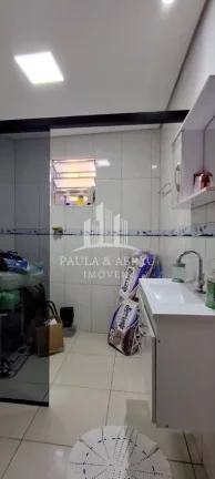 Imagem Sobrado 145m² com 3 Quartos, 2 banheiros, 2 vagas, no Jardim Miranda D'Avis, Mauá-SP