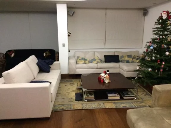 Imagem Apartamento à venda com 4 quartos, sendo 2 suítes, no condomínio Quinta de Bragança, São Paulo - SP