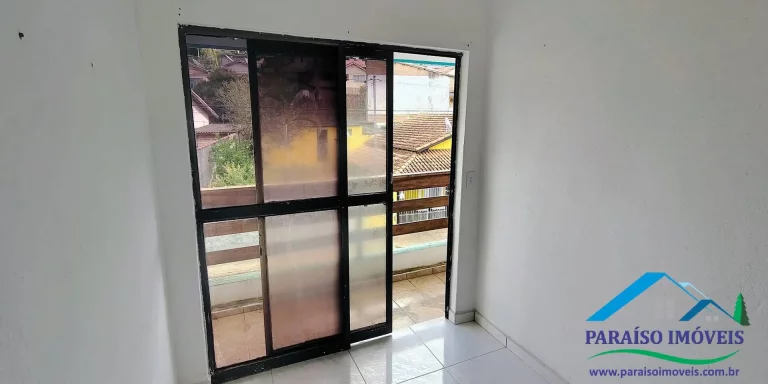 Imagem Oportunidade Única! Casa com 3 Quartos, Garagem Coberta e Ótima Localização