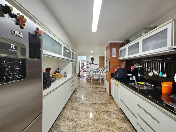 Imagem Apartamento com 3 dormitórios (1 suíte) à venda, 187 m² - Itaim Bibi - São Paulo/SP