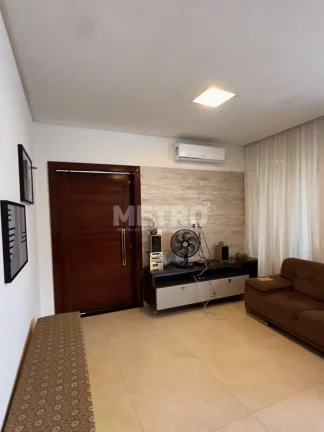 Imagem Casa para locação no Sol Nascente Etapas, 3 4 sendo uma suíte com closet