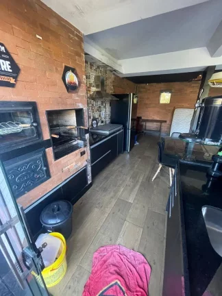 Imagem VENDO ESTA CASA DE ALTO PADRÃO NO BAIRRO: CÔNEGO - NOVA FRIBURGO RJ.