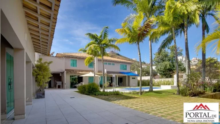 Imagem Casa maravilhosa a venda no Belvedere em Belo Horizonte, construída em área equivalente a 2 lotes, área de lazer com piscina aquecida