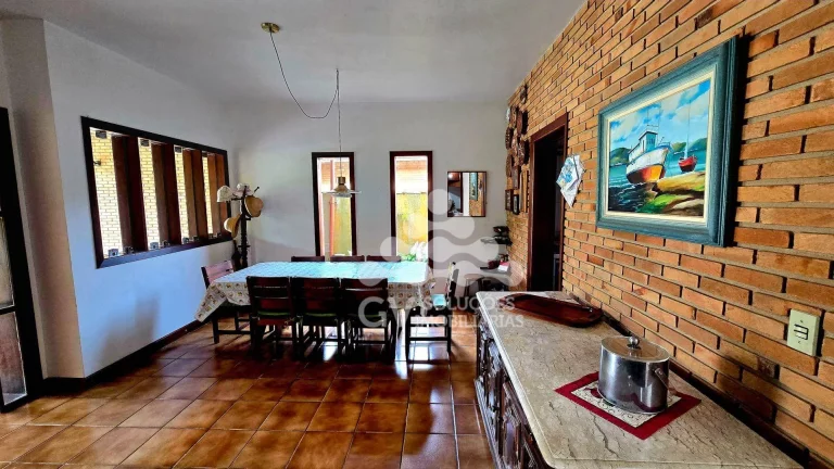Imagem Casa com 4 quartos à venda, por R$ 2.000.000 - Condomínio Lagoinha - Ubatuba/SP