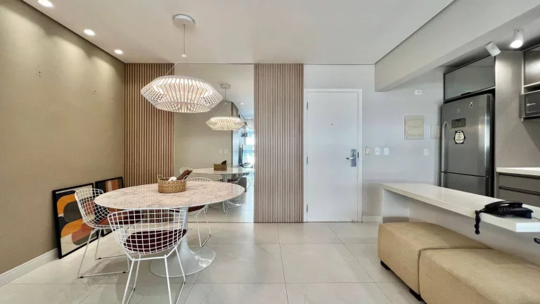 Imagem Apartamento com 2 dormitórios à venda, 84 m por R$ 2.600.000,00 - Riviera