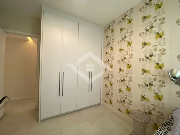 Imagem Apartamento de 3 Quartos para Venda no Cidade Jardim com 115 m²
