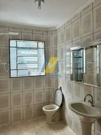 Imagem Sobrado com salão comercial ideal para morar e empreender no mesmo local