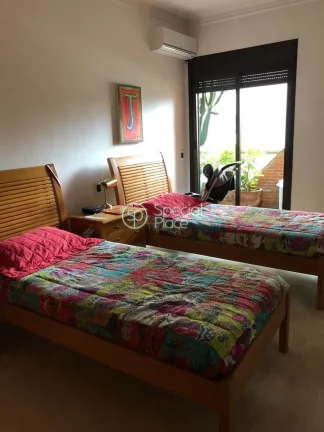 Imagem Excelente apartamento com 540m² no Jardim Paulista Amplo living com mezanino, lareira, home theater...