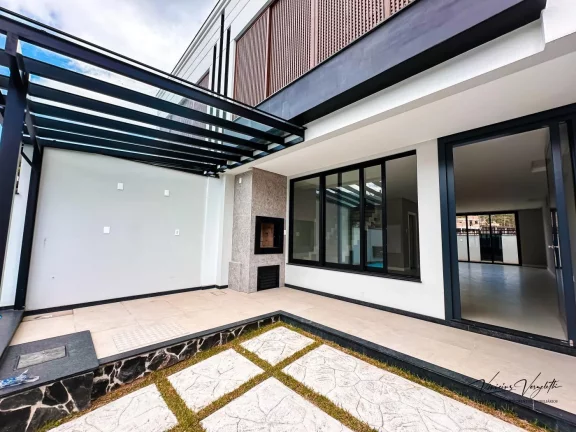 Imagem Casa / Sobrado para Venda em Camboriú / SC no bairro São Francisco de Assis