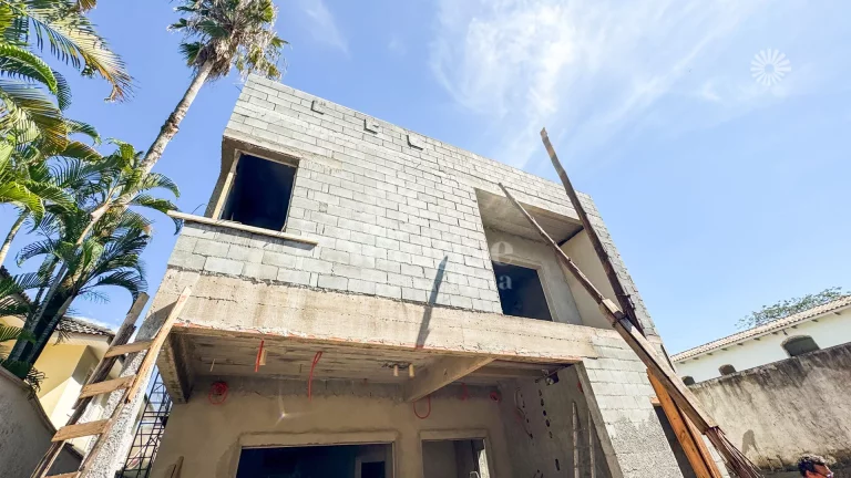 Imagem Casa alto padrão nova à venda em Alphaville 5 com 4 suítes e 4 vagas | 360m² AT - 330m² AC - R$3.900.000 | Santana de Parnaíba/SP