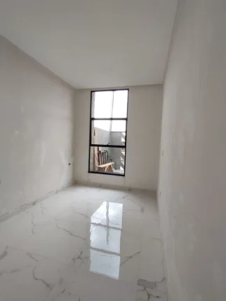 Imagem Imperdível! Casa à venda em Foz do Iguaçu-PR, Jardim Ipê Lv, 3 quartos, 1 suíte, 2 salas, 2 banheiros, 2 vagas, 98m².