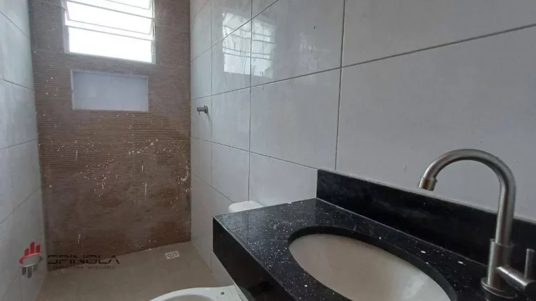 Imagem Casa com 2 dormitórios à venda, 70 m² por R$ 350.000,00 - tude basto - Praia Grande/SP
