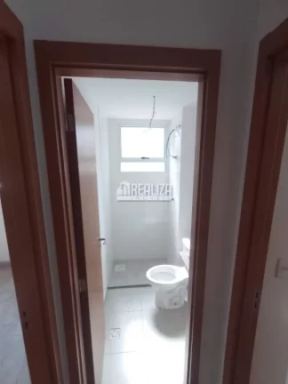 Imagem Apartamento à venda no Condomínio Residencial Veneza, no bairro Vila Arquelau, Uberaba - Oportunidade única!