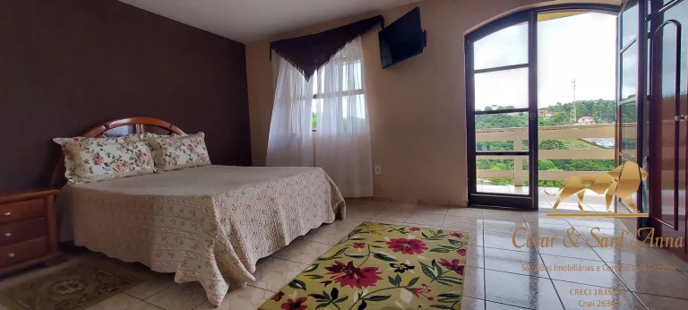 Imagem Encantadora residência a venda em Campos do Jordão.