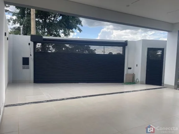 Imagem Casa de Alto Padrão à Venda em Patos de Minas – 3 Quartos, 2 Suítes, Vista para Reserva e Automação Completa