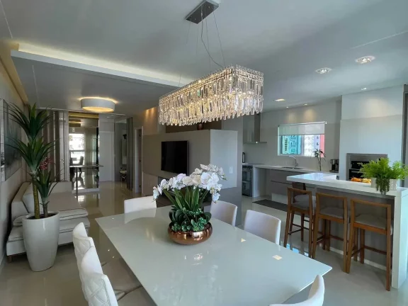 Imagem Apartamento diferenciado com 3 suítes com closet e 2 vagas em Balneário Camboriú/SC