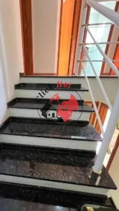 Imagem Sobrado espaçoso à venda em condomínio fechado localizado no bairro Vila Scarpelli em Santo André – Conforto, segurança e localização privilegiada!