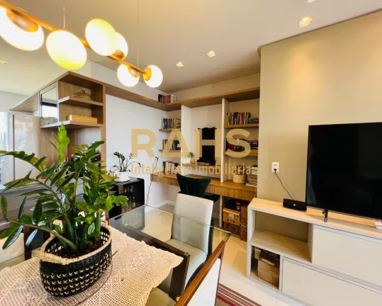 Imagem Excelente cobertura plana com terraço com hidro e linda vista livre, localizada no bairro Santo Ant...