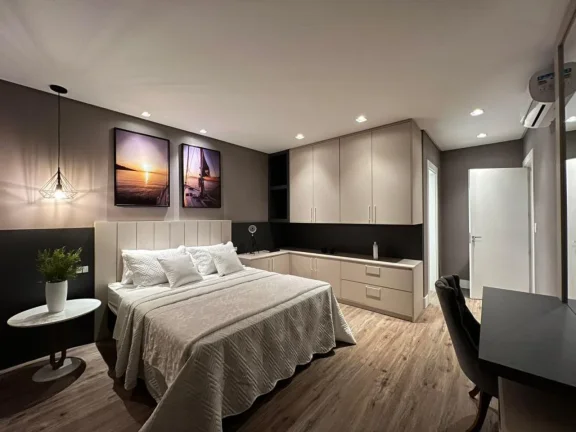 Imagem Casa em Condominio 5 Dormitórios - Bairro --