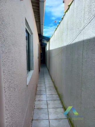 Imagem SANTO ANDRÉ Casa 150M², 2 dormitórios, 4 vagas, ótima localização e valor !!!!