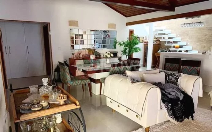 Imagem Casa com 3 dormitórios à venda, 200 m² - Ogiva - Cabo Frio/RJ