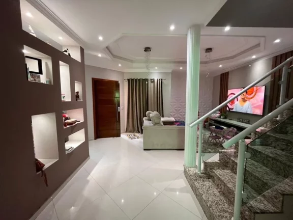 Imagem Sobrado com 5 dormitórios à venda, 300 m² por R$ 1.200.000,00 - Jardim Quaresmeira - Suzano/SP