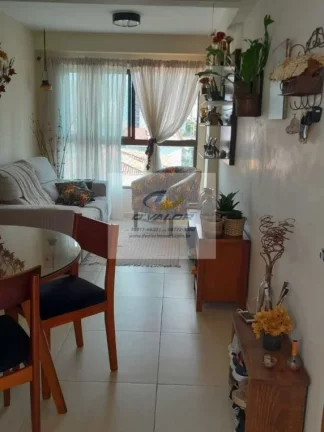 Imagem Vendo Apartamento com 54m², 2 quartos s/ 1 suíte, sala p/ 2 ambientes e 1 vaga