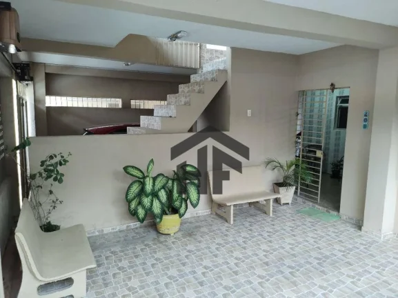 Imagem Casa com 6 Quartos de 2 Andares no IPSEP, Recife