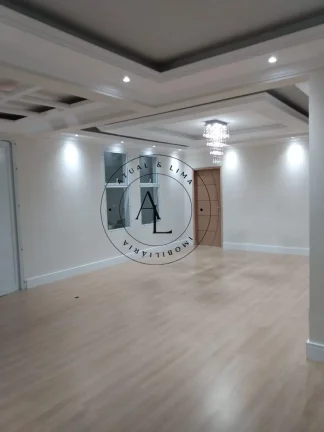 Imagem Exclusiva Casa de Luxo em Bolsão de Segurança com Piscina e 6 Suítes - 540m2 de Sofisticação