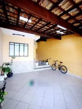 Imagem Sobrado com 2 dormitórios à venda, 125 m² por R$ 439.000,00 - Vila Amorim - Suzano/SP