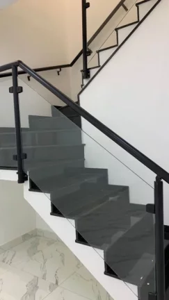 Imagem Sobrado com 3 dormitórios à venda, 79 m² por R$ 449.990,00 - Jardim das Oliveiras - São Paulo/SP
