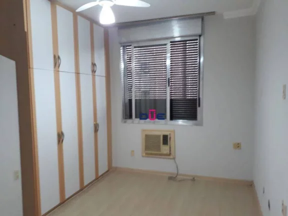 Imagem Apartamento 2 Quartos, 1 Vaga Demarcada - Gonzaga - Santos/SP