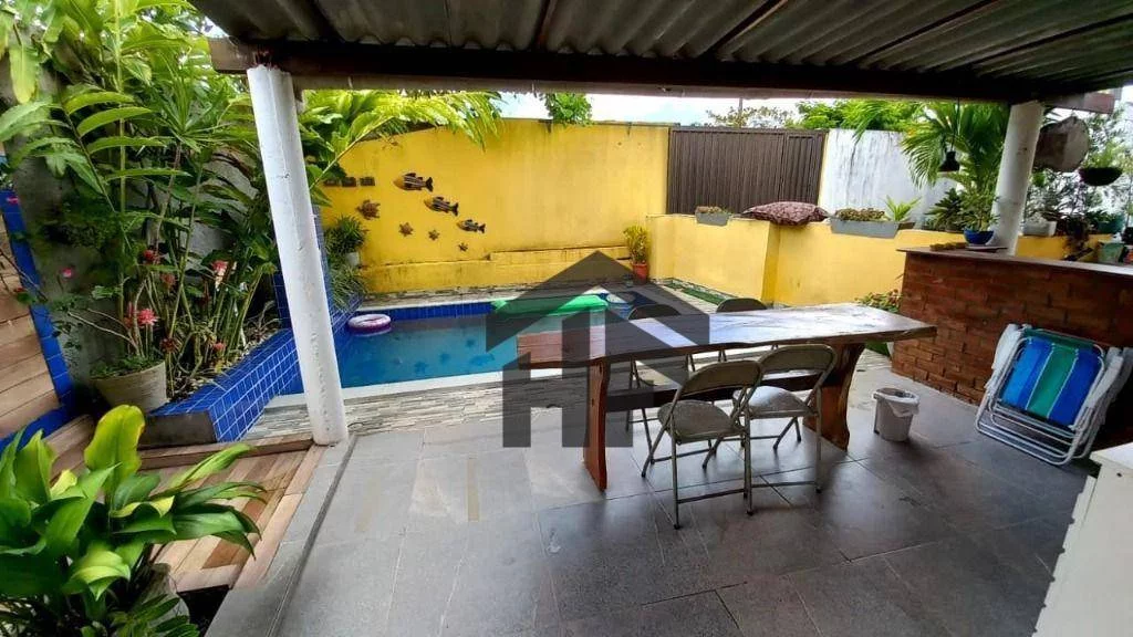Casa com 2 Quartos à Venda, 165 m² em Guabiraba - Recife