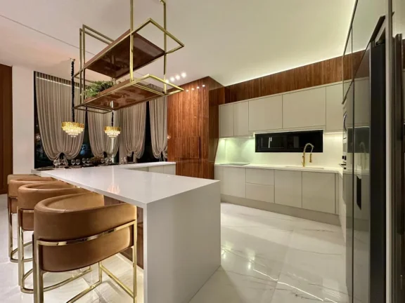 Imagem Casa em Condominio 4 Dormitórios - Bairro Araçá