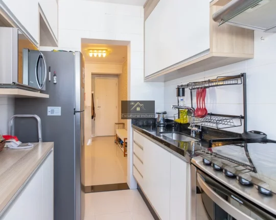 Imagem ALTO DA BOA VISTA ÓTIMO APARTAMENTO REFORMADO 70,00 M 2 DORMITÓRIOS SENDO 1 SUÍTE VARANDA ENVIDRAÇADA COZINHA ÁREA SERVIÇO FUNCIONAIS 2 VAGAS LAZER
