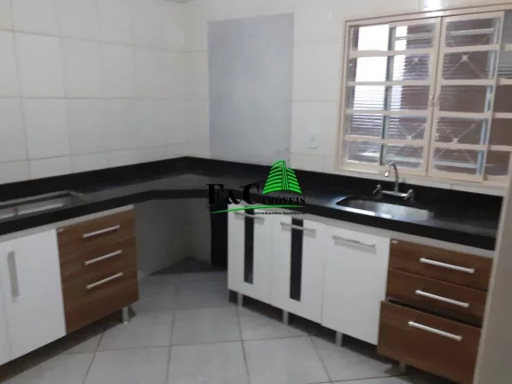 Imagem Casa para Venda em Limeira, Parque Hippolyto, 5 dormitórios, 4 banheiros, 2 vagas
