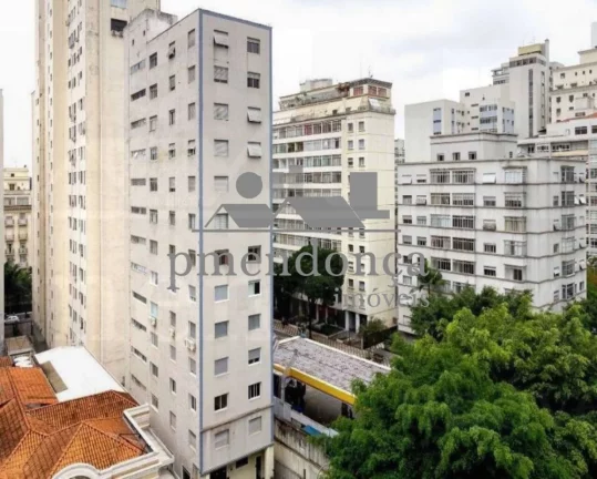 Imagem Apartamento na Rua Maranhão com 230m², 03 quartos ( 1 suíte ) e 1 vaga grande.