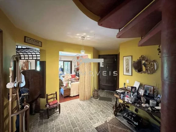 Imagem Grande casa na Fazendinha Granja Viana com 4 dorms/1suíte, piscina, gourmet