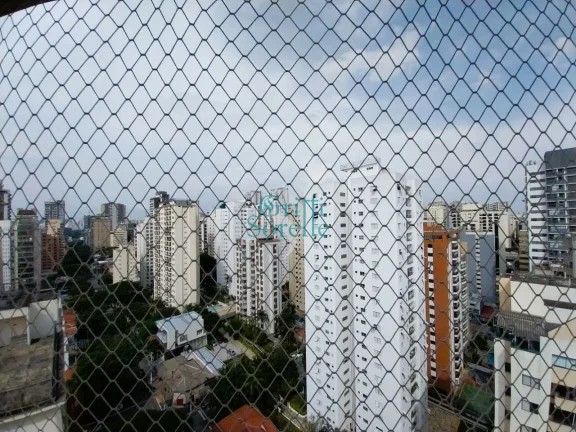 Imagem Cobertura Duplex à Venda em Moema - São Paulo/SP.