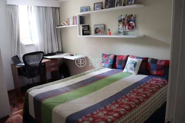 Imagem Ótimo apartamento no bairro Pinheiros, 129 metros quadrados com 3 quartos amplos, sendo 1 suíte e ...