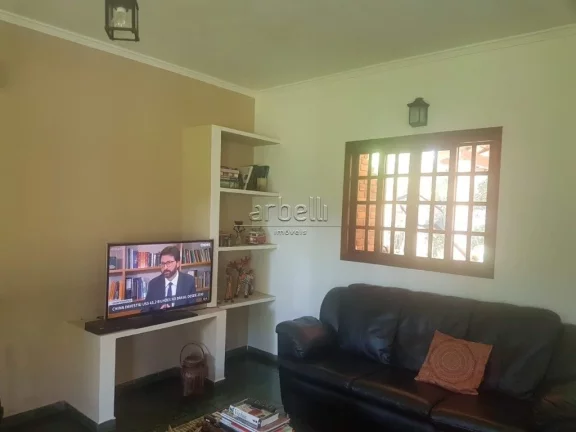 Imagem Chácara de Médio Padrão em São Lourenço da Serra, localizada em bairro nobre a 2km da Praça Ce...