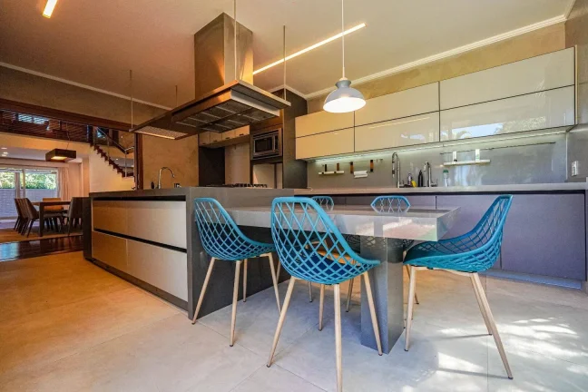 Imagem Casa com 4 Quartos à venda no Residencial Euroville - Carapicuíba/SP