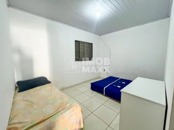 Imagem Carla Nunes - CRECI 31697- (61) 99123-8436 Vende Casa no Residencial Betel em Valparaíso - Com 2 Dormitórios, 125m², R$100.000