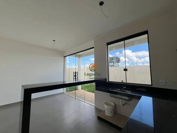 Imagem Casa com 2 dormitórios à venda, 86 m² por R$ 529.000 - Jardim Imperial - Lagoa Santa/MG
