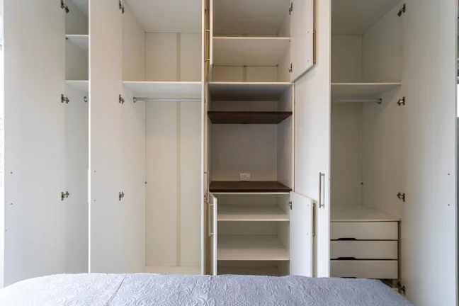 Imagem Apartamento 90M², 2Q, 1 Suíte, 2 Banheiros, 1 Vaga, Split, Salão de Festas, Área Verde.