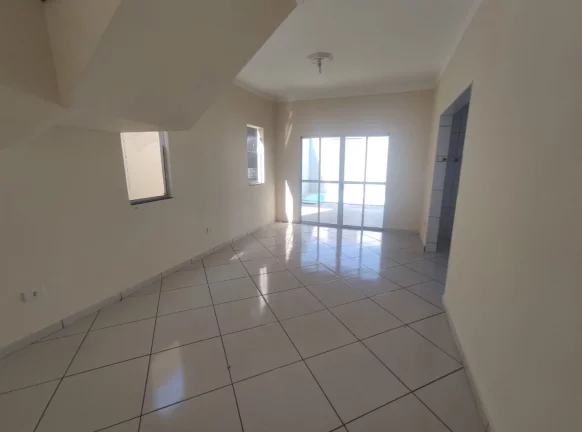 Imagem Sobrado com 4 dormitórios à venda, 200 m² por R$ 1.000.000,00 - Villa Branca - Jacareí/SP